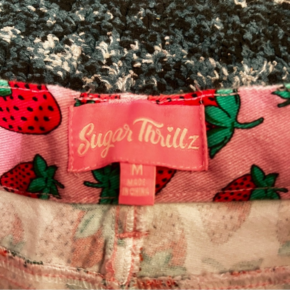 Dolls Kill Sugar Thrillz Pink Strawberry Fields Denim Jeans Whimsical Cute Berry - Picture 2 of 10